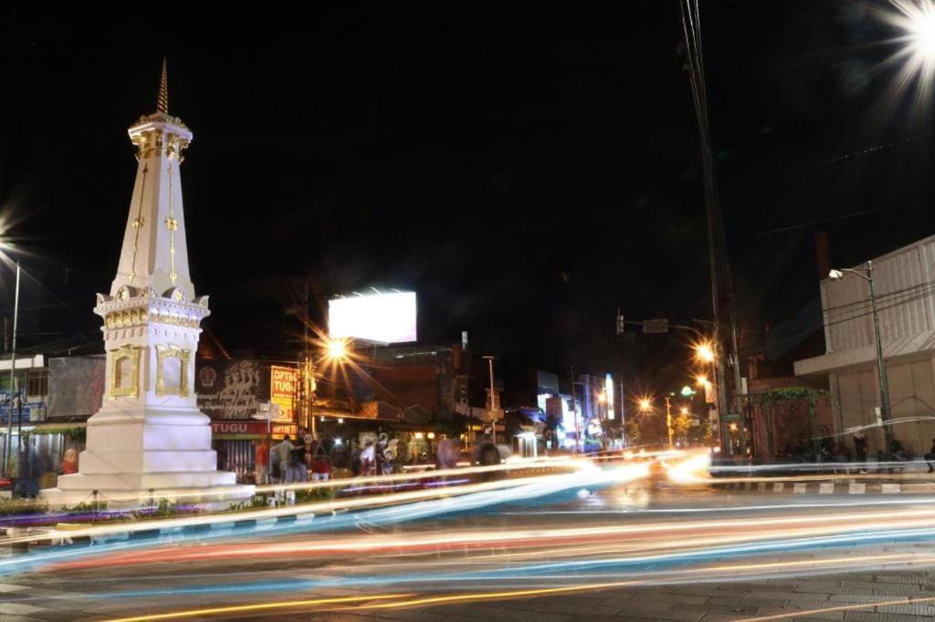 ホテル Grand Malioboro ジョグジャカルタ エクステリア 写真