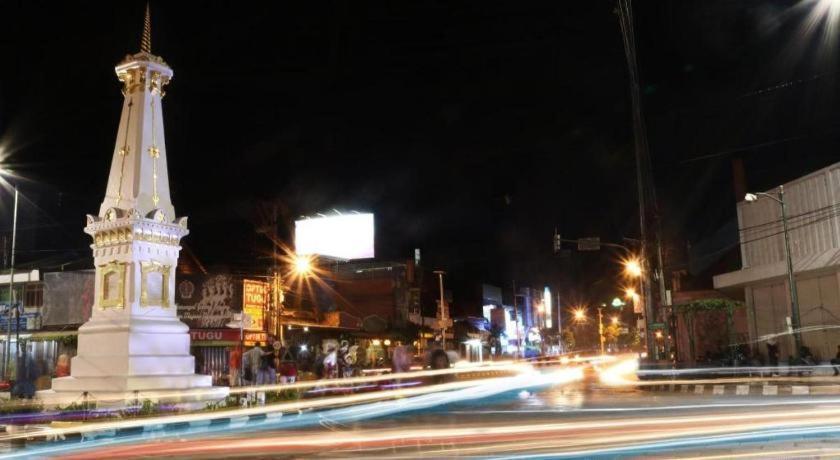 ホテル Grand Malioboro ジョグジャカルタ エクステリア 写真